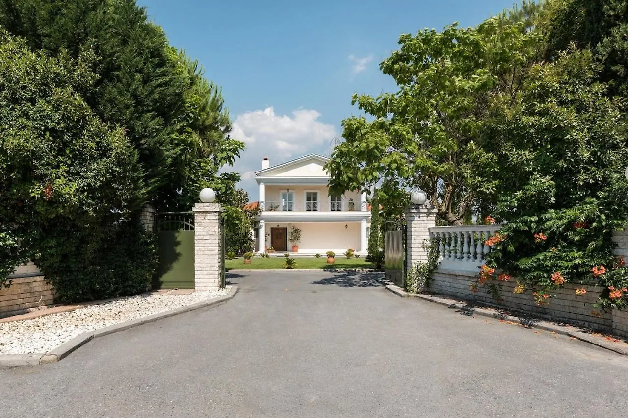 Villa Elena Peraía 0*,  Grecia